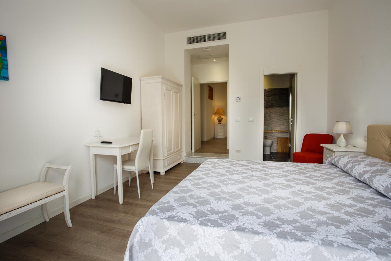 Porta Maqueda Bed & Breakfast Palermo Bagian luar foto