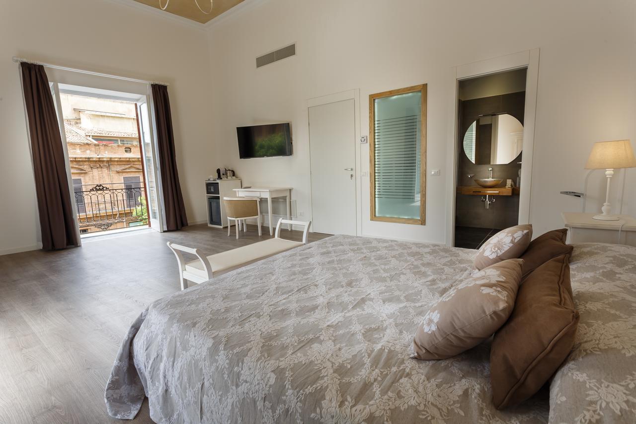Porta Maqueda Bed & Breakfast Palermo Bagian luar foto