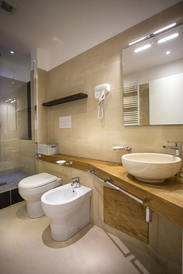 Porta Maqueda Bed & Breakfast Palermo Bagian luar foto